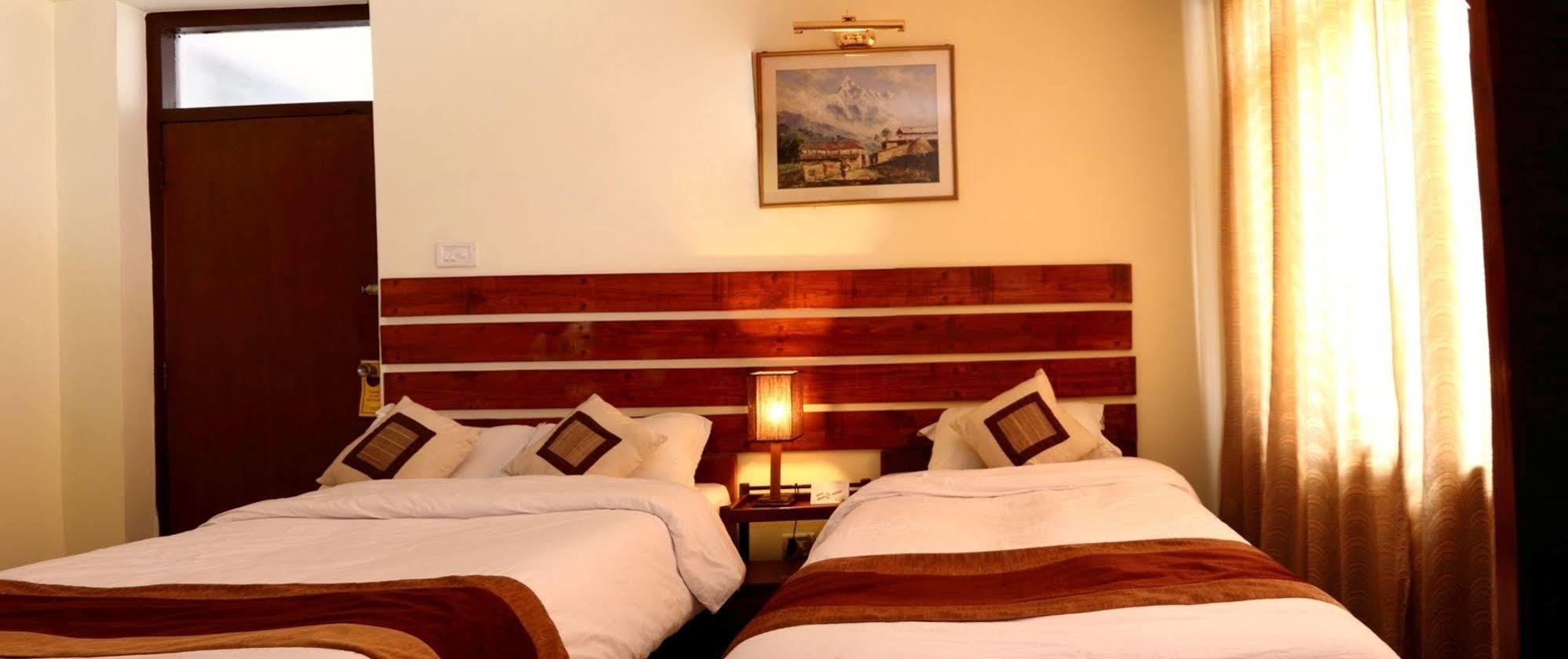 Hotel Thorong Peak Κατμαντού Εξωτερικό φωτογραφία